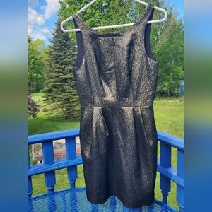 Club Monaco Black & Gold Sleeveless Lined V-neck Mini Dress Size 00